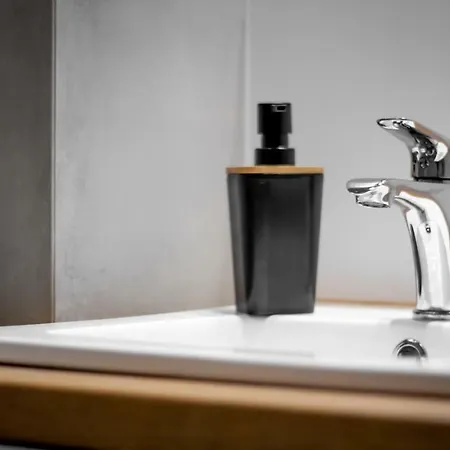 Clicktheflat Copernicus Science Centre Apartment *