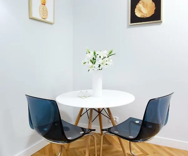 Apartment Clicktheflat Copernicus Science Centre